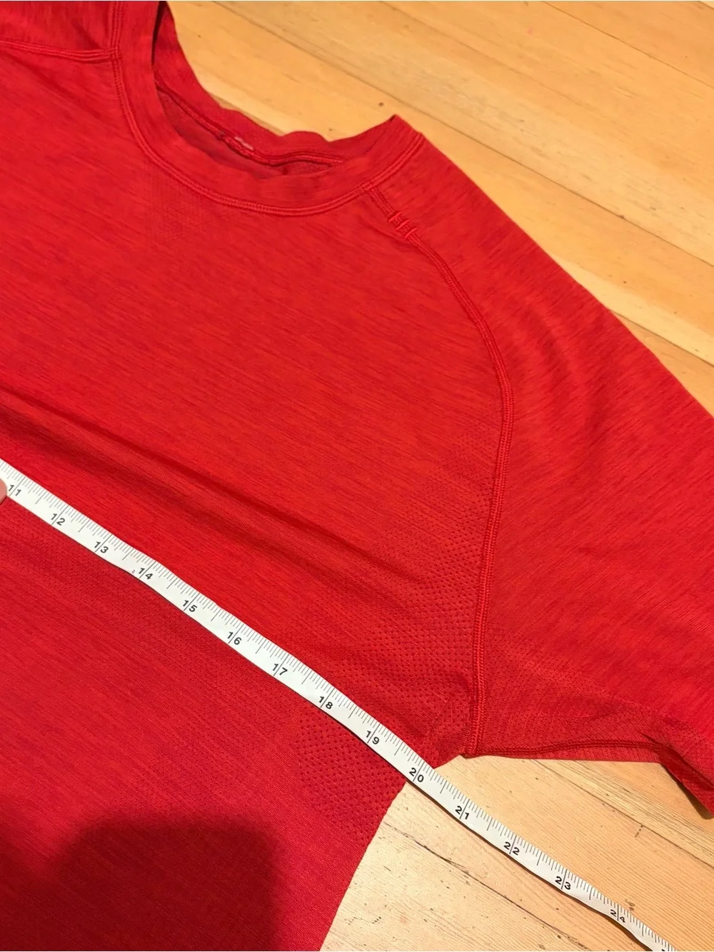 Lululemon Metal Vent Tech Shirt Men's L  bright red Performance short sleeve